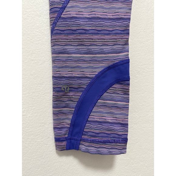 Lululemon Inspire Crop II‎ Purple Space Dye Twist Workout Leggings, Size 6 - Picture 4 of 8